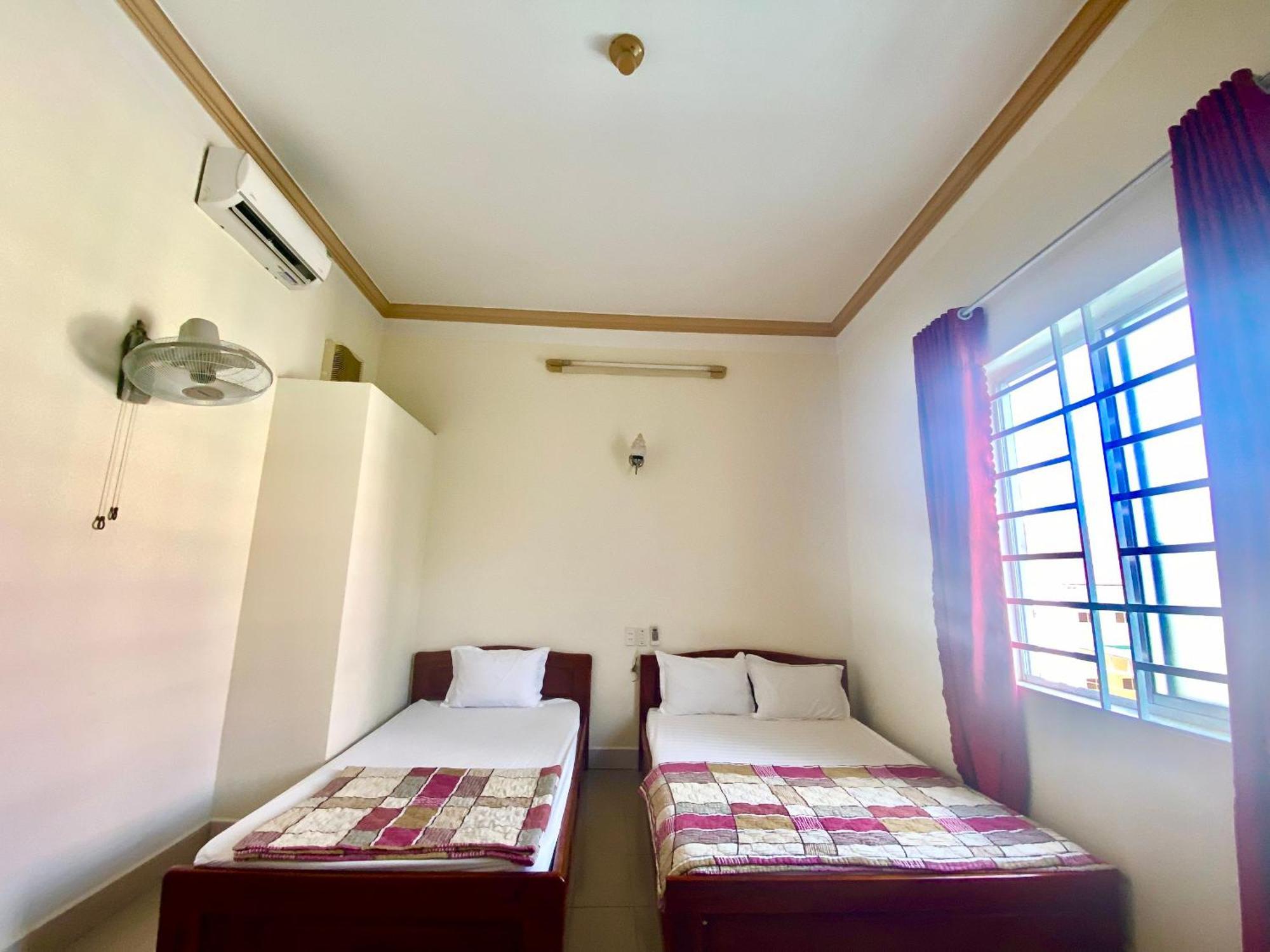 Khach San Ban Me Xanh Hotel Buon Ma Thuot Exterior photo