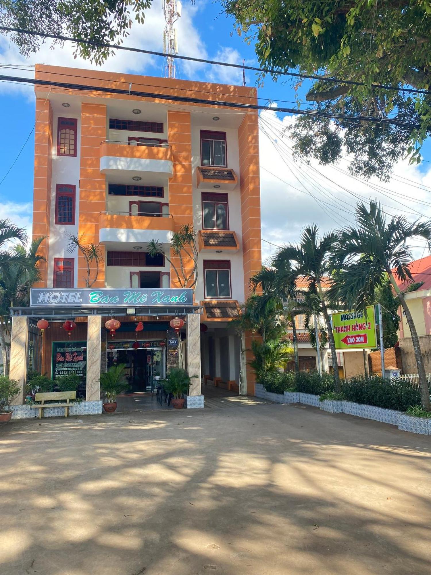 Khach San Ban Me Xanh Hotel Buon Ma Thuot Exterior photo